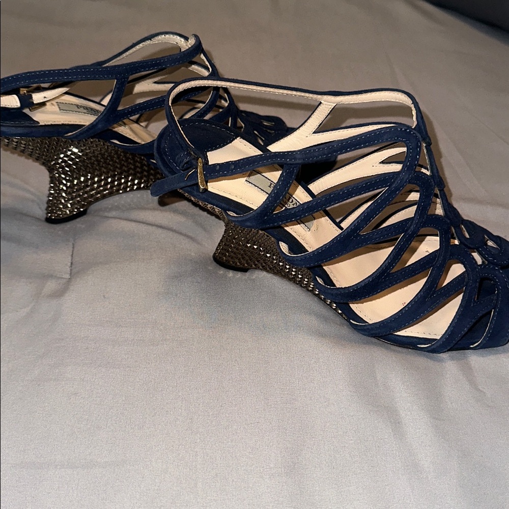 Prada- Really Great condition Navy Prada wedges - Picture 10 of 10